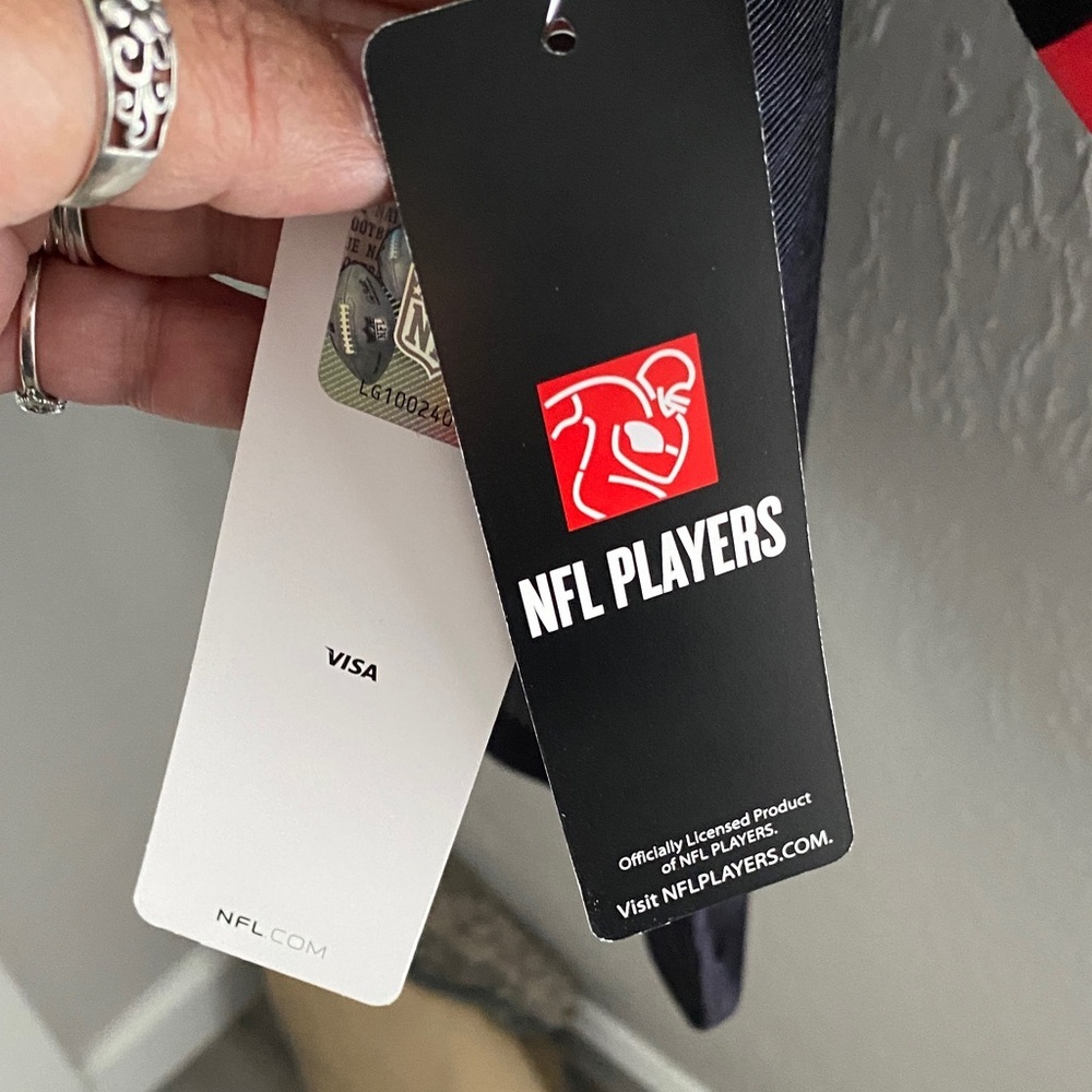 NFL Texans Black and Red Kids Jersey - Picture 8 of 13